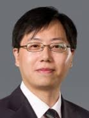 Associate Professor 黃韜(Huang Tao)